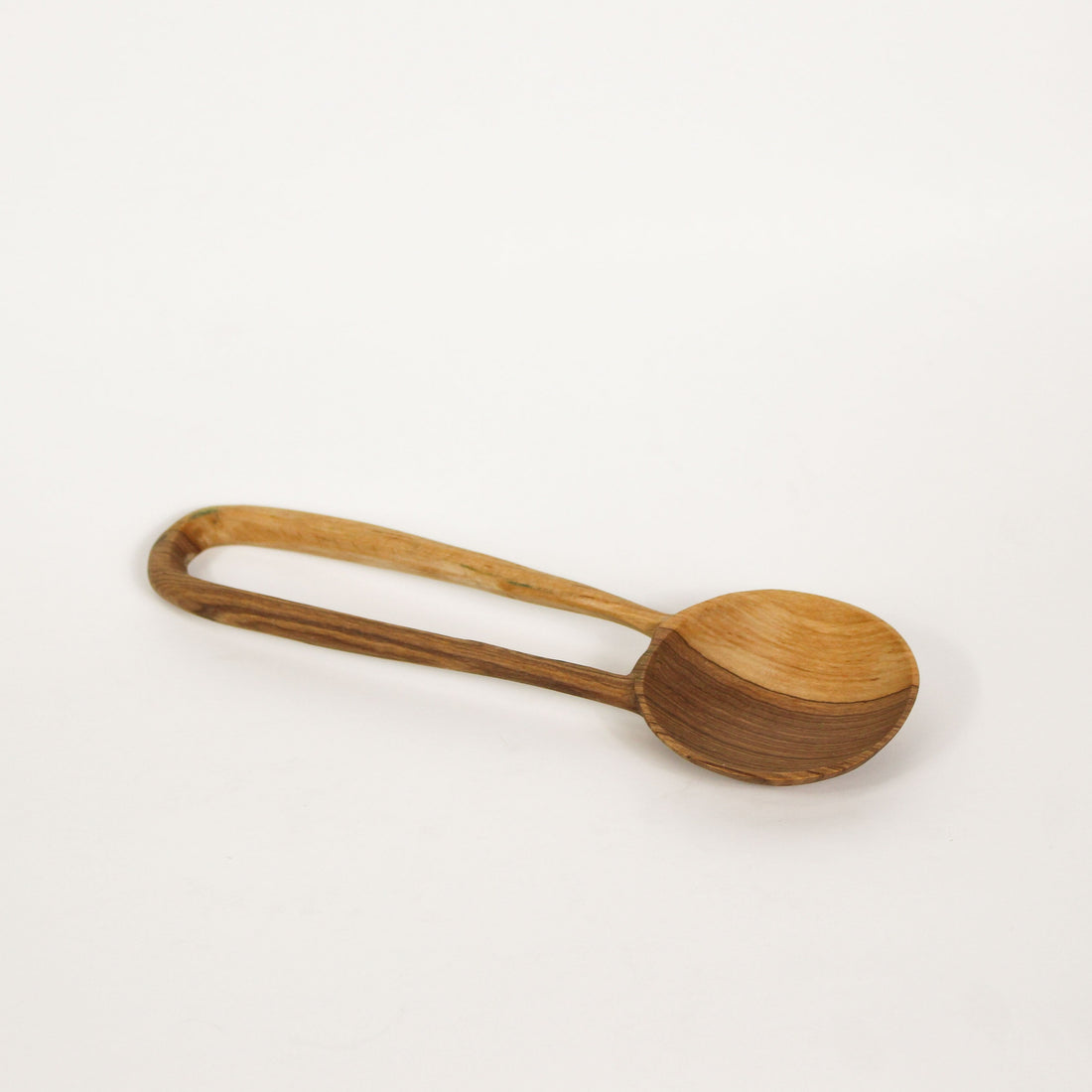 Large loop spoon